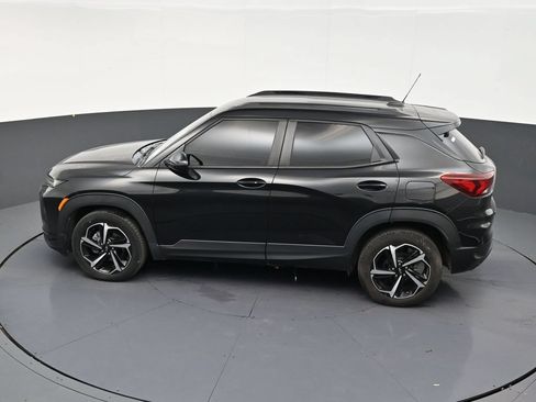 Used 2022 Chevrolet TrailBlazer RS w/ Sun and Liftgate Package FWD image 10