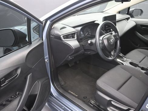 Used 2024 Toyota Corolla LE FWD image 11