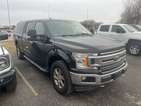 Used 2018 Ford F150 XLT w/ Equipment Group 302A Luxury image 2