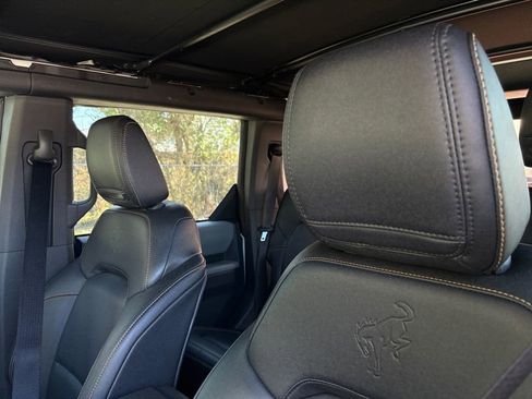 Used 2023 Ford Bronco Badlands w/ Sasquatch Package image 14