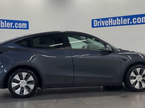 Used 2021 Tesla Model Y Long Range AWD/4WD image 8