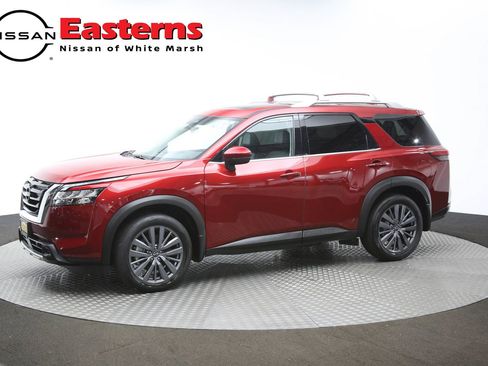 Used 2024 Nissan Pathfinder SL w/ SL Premium Package image 60