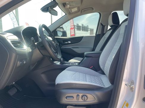 Used 2024 Chevrolet Equinox LS w/ LS Convenience Package FWD image 23