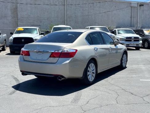 Used 2015 Honda Accord EX-L image 3