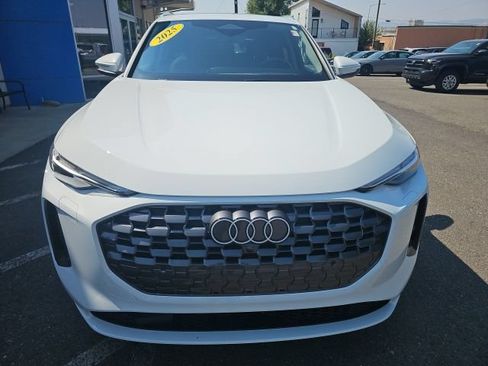 Used 2025 Audi Q5 Premium Plus AWD/4WD image 3