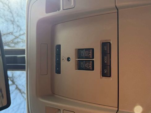 Used 2019 GMC Sierra 3500 SLT image 36