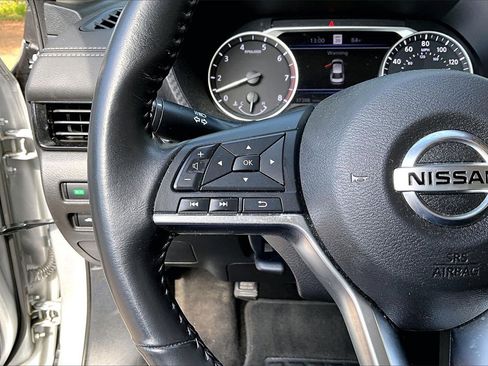 Used 2022 Nissan Sentra SV image 10