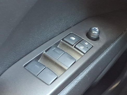 Used 2023 Toyota Camry SE FWD image 29
