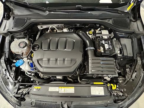 Used 2024 Volkswagen Golf R AWD/4WD image 58