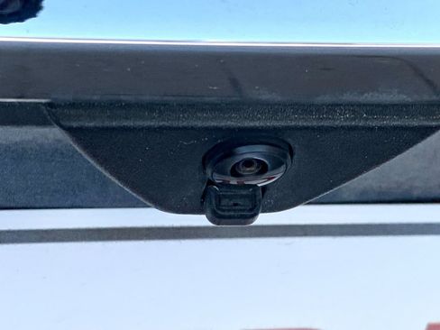 Used 2024 Ford Expedition Limited image 46