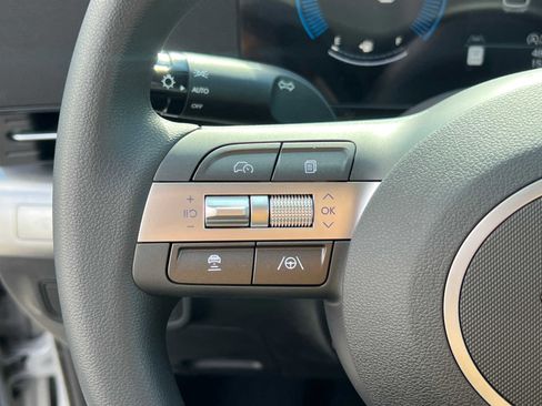 New 2026 Hyundai Kona SE image 15