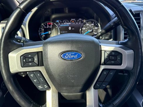 Certified 2017 Ford F250 Platinum w/ Platinum Ultimate Package AWD/4WD image 23