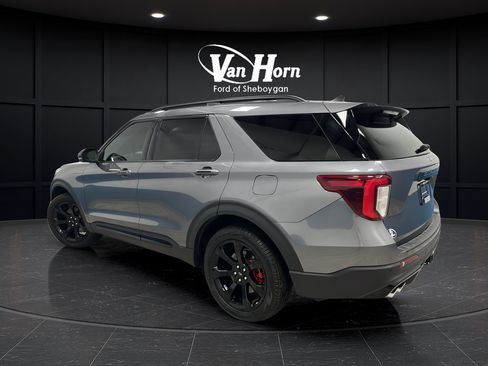 Used 2022 Ford Explorer ST w/ Equipment Group 401A AWD/4WD image 5