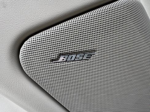 Used 2003 Cadillac Escalade AWD image 12