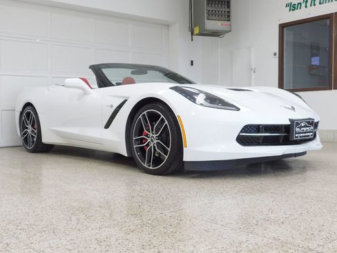 Used 2016 Chevrolet Corvette Stingray Convertible w/ 3LT Preferred Equipment Group RWD image 6