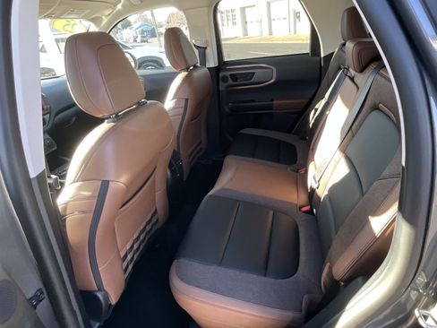 Used 2025 Ford Bronco Sport Outer Banks w/ Outer Banks Tech Package+ AWD/4WD image 16