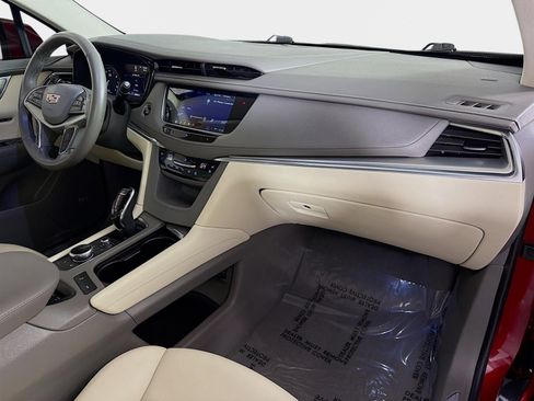 Used 2021 Cadillac XT5 Premium Luxury image 31