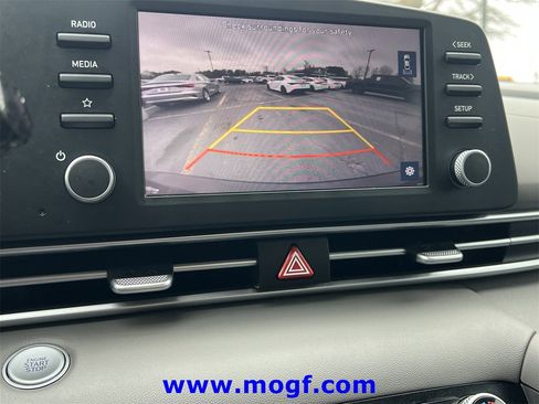 Used 2023 Hyundai Elantra SEL w/ Cargo Package image 6