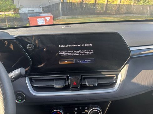 Used 2025 Chevrolet TrailBlazer LT image 21