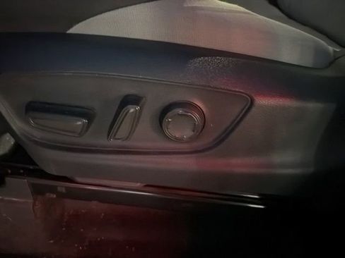 Used 2024 Toyota Tacoma TRD Sport image 19