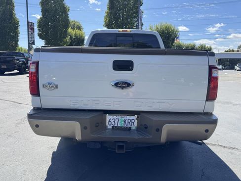 Used 2013 Ford F250 King Ranch w/ King Ranch w/Chrome Pkg image 3