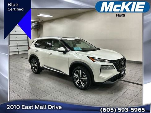 Used 2023 Nissan Rogue SL w/ SL Premium Package image 1