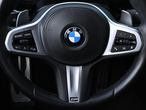 Used 2021 BMW 540i w/ M Sport Package image 31