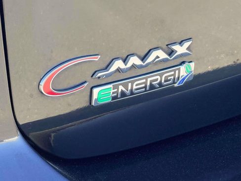 Used 2015 Ford C-MAX Energi SEL w/ Equipment Group 302A FWD image 11