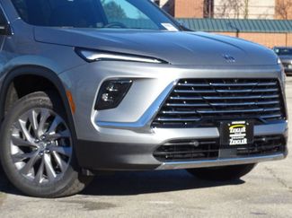 New 2025 Buick Enclave Preferred w/ LPO, Floor Liner Package video 2