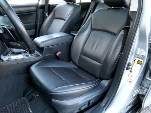 Used 2015 Subaru Outback 2.5i Limited AWD/4WD image 13