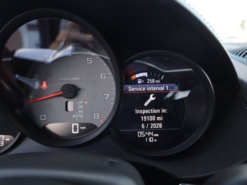 Used 2019 Porsche 718 Cayman S RWD image 29