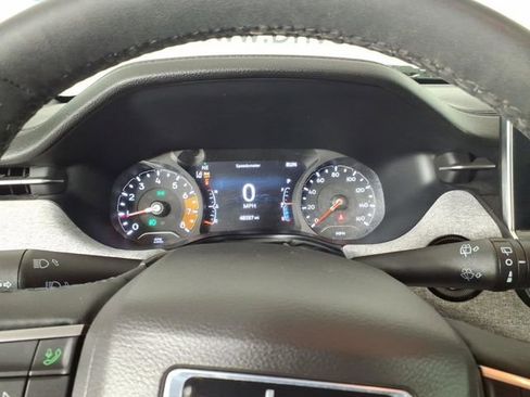 Used 2023 Jeep Compass Latitude AWD/4WD image 19