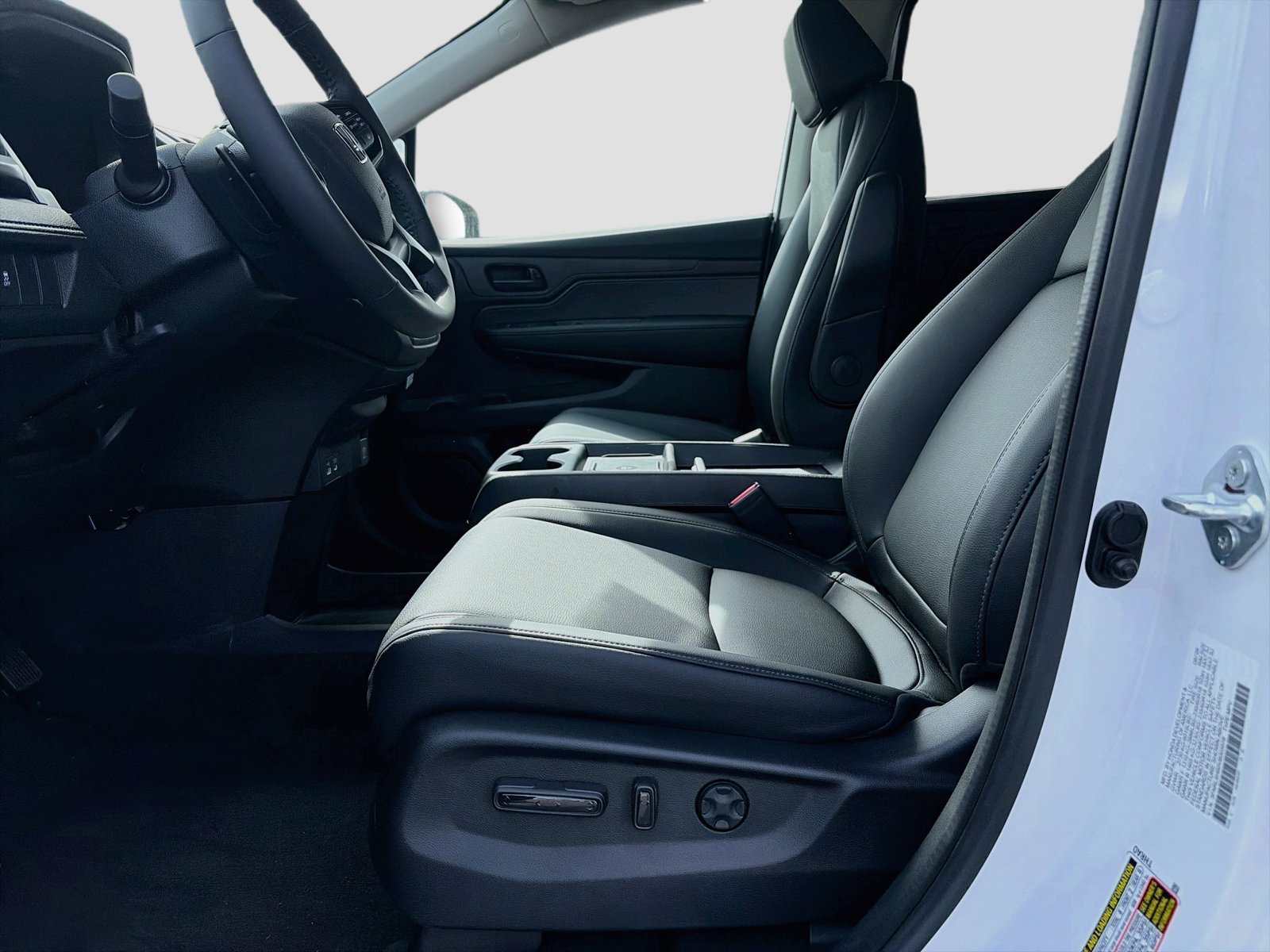 New 2027 Honda Odyssey EX-L image 4