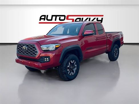 Used 2023 Toyota Tacoma TRD Off-Road image 3