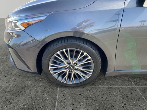 Used 2024 Kia Forte GT-Line w/ GT-Line Premium Package FWD image 14