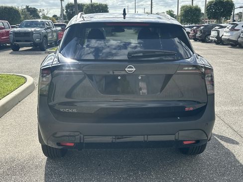 New 2026 Nissan Kicks SR image 7