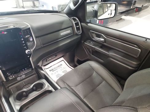 New 2026 RAM 1500 Big Horn AWD/4WD image 11