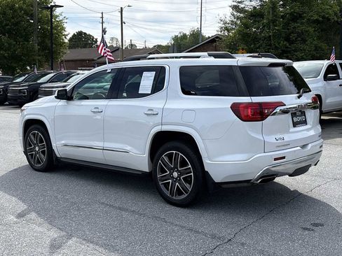 Used 2018 GMC Acadia Denali w/ Technology Package AWD/4WD image 8
