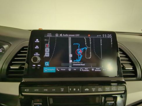 New 2026 Honda Odyssey Touring image 32