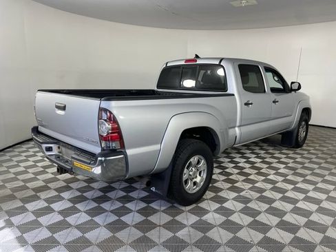 Used 2012 Toyota Tacoma 4x4 Double Cab w/ SR5 Pkg image 17