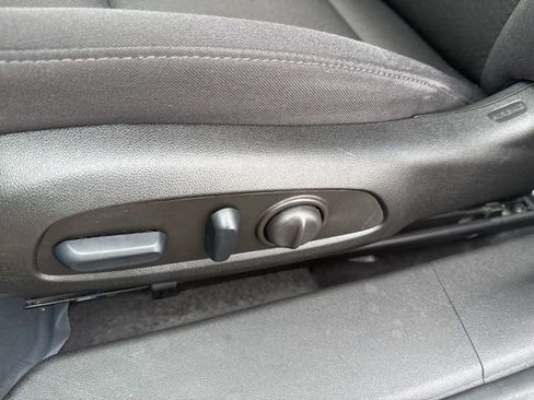 Used 2024 Chevrolet Malibu LT image 12