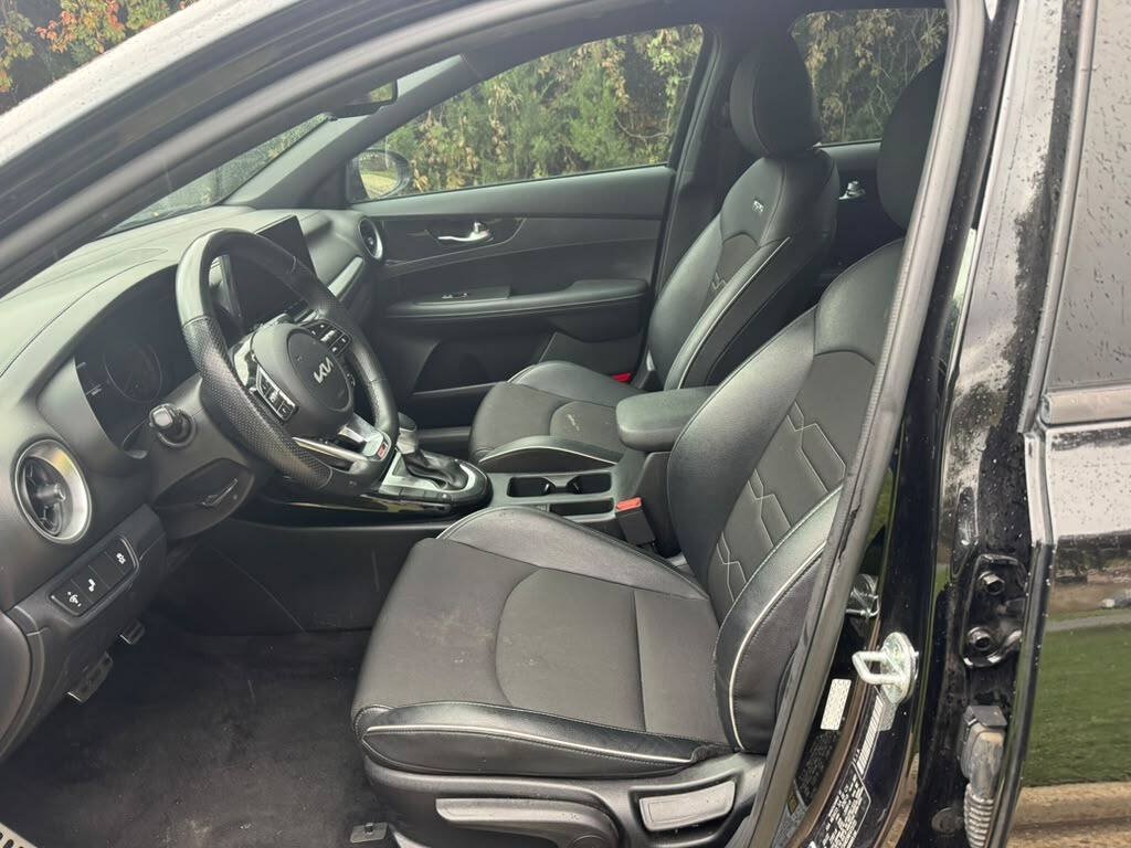Used 2022 Kia Forte GT-Line w/ GT-Line Technology Package FWD image 8