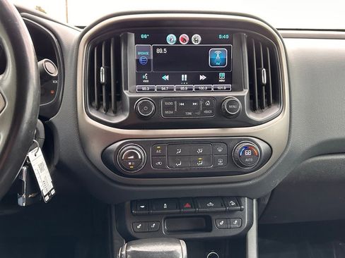 Used 2015 Chevrolet Colorado Z71 AWD/4WD image 39