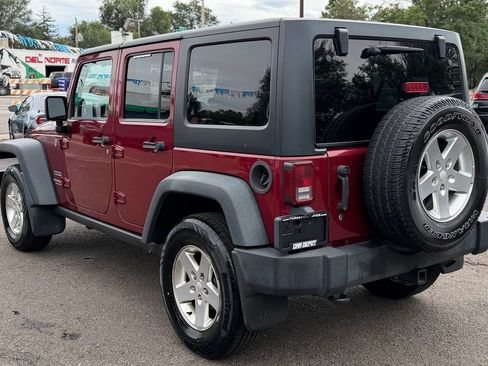 Used 2012 Jeep Wrangler Unlimited Sport AWD/4WD image 5