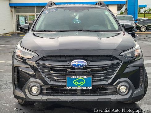 Used 2023 Subaru Outback Onyx Edition AWD/4WD image 5