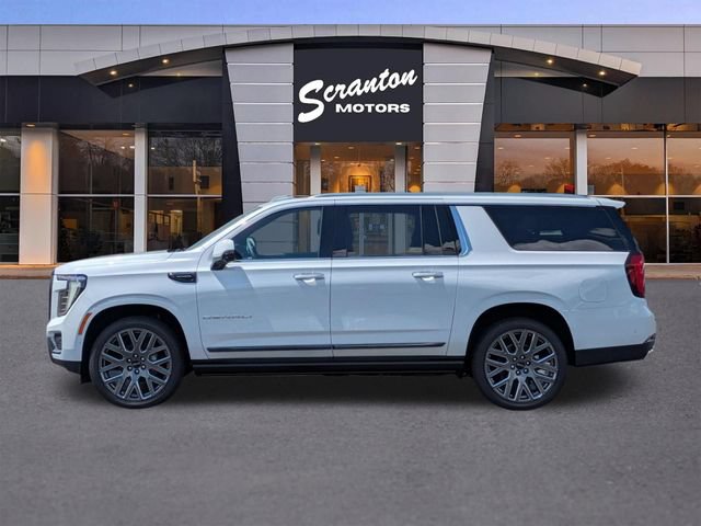 New 2026 GMC Yukon XL Denali Ultimate w/ LPO, Floor Liner Package AWD/4WD image 2