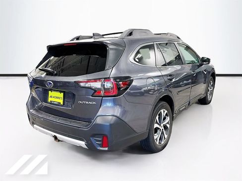 Used 2022 Subaru Outback Limited AWD/4WD image 5
