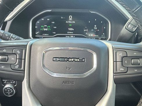 Used 2024 GMC Sierra 2500 Denali w/ Denali Reserve Package AWD/4WD image 21