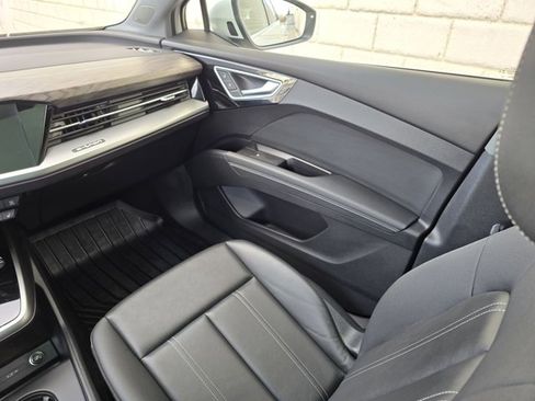 Used 2024 Audi Q4 e-tron Premium Plus w/ Premium Plus image 37