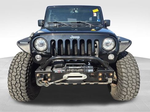 Used 2018 Jeep Wrangler Unlimited Rubicon w/ Cold Weather Group image 5